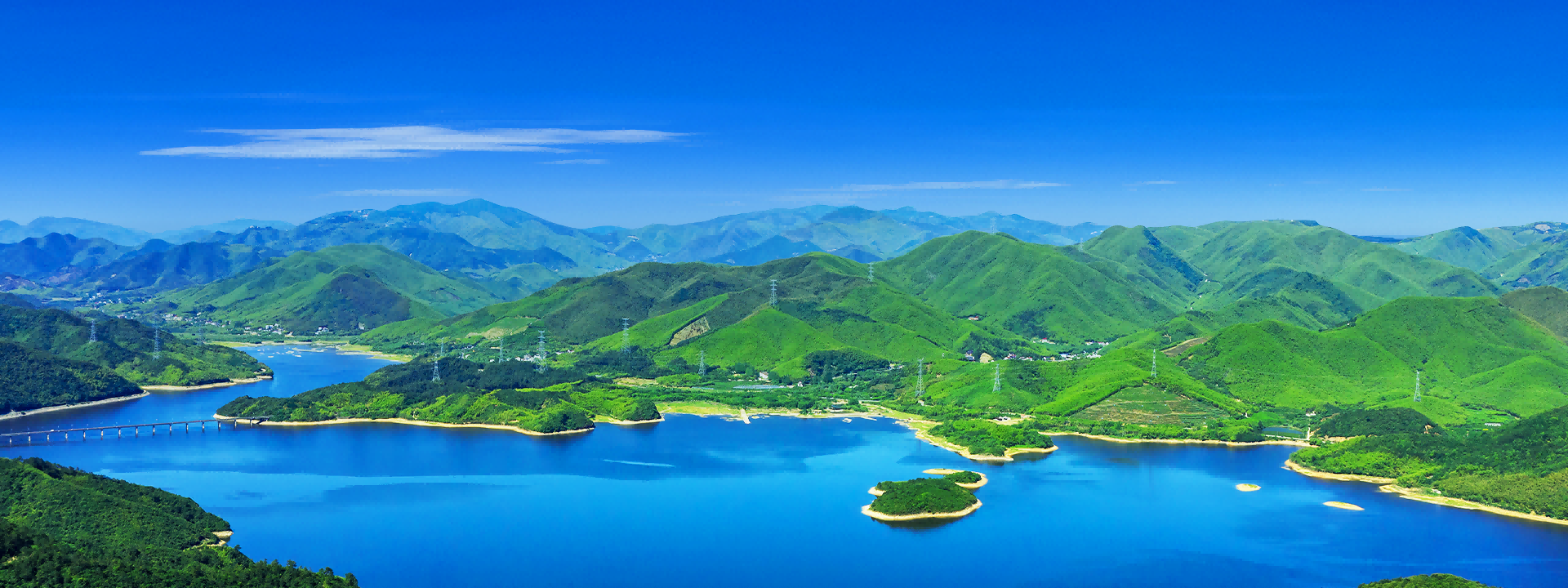 让天更蓝、山更绿、水更清，，，，，，，，让生涯更优美